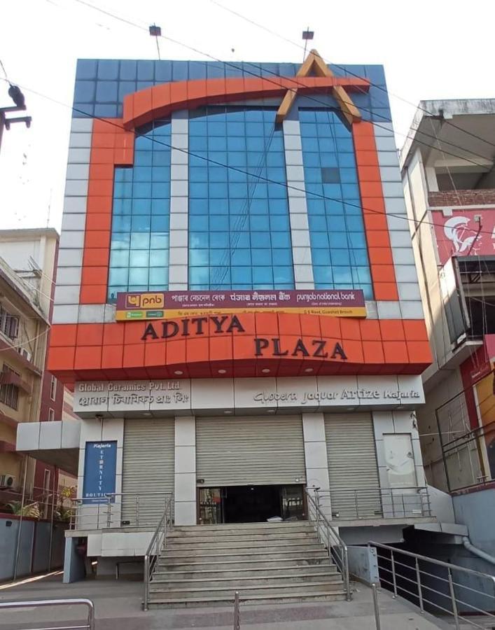 Aditya Inn Ґувахаті Екстер'єр фото